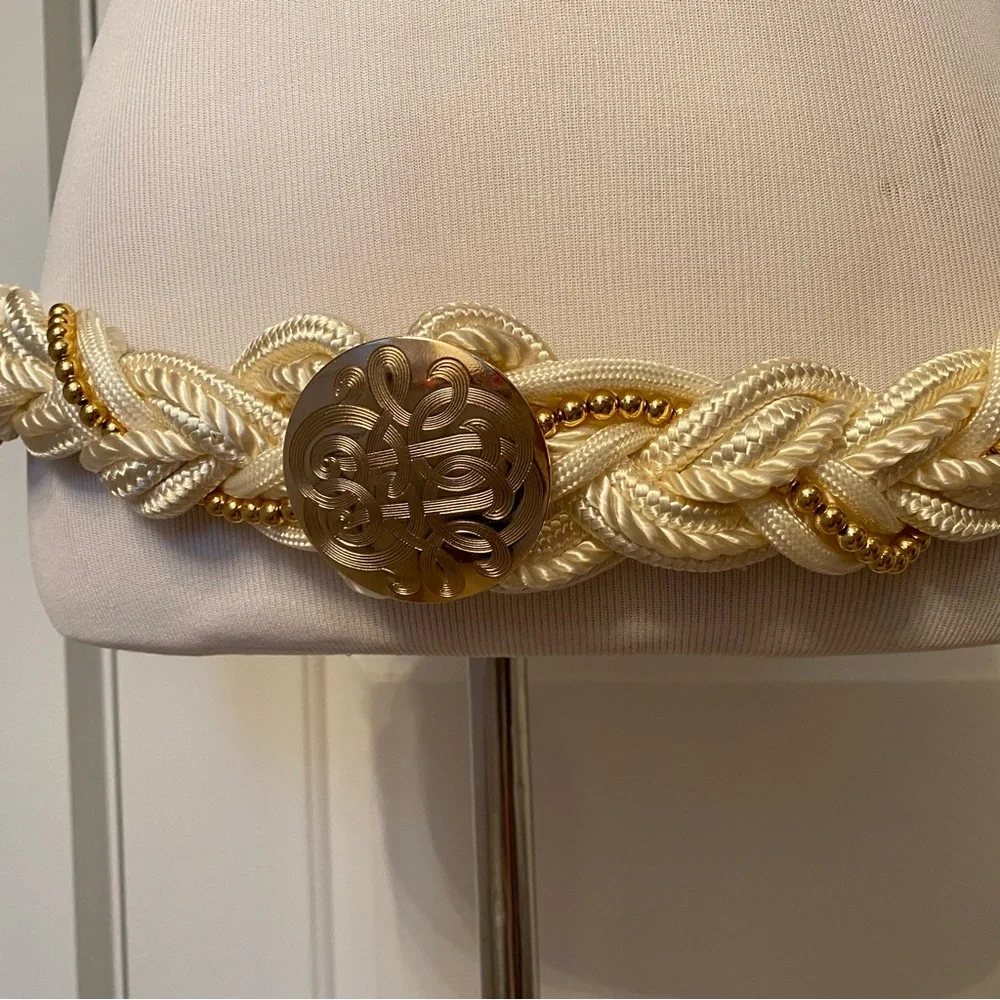 VINTAGE BELT CREAM CORD BRAIDED GOLD TONE BEADS MEDALLION 45.5”